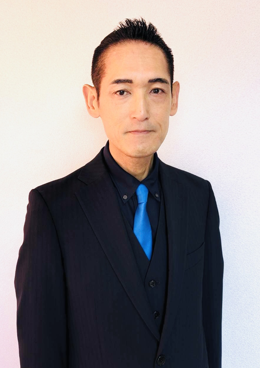 前田　英典