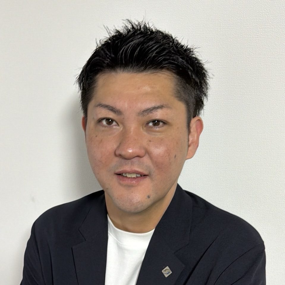 大上 顕