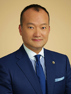 山中　健児　